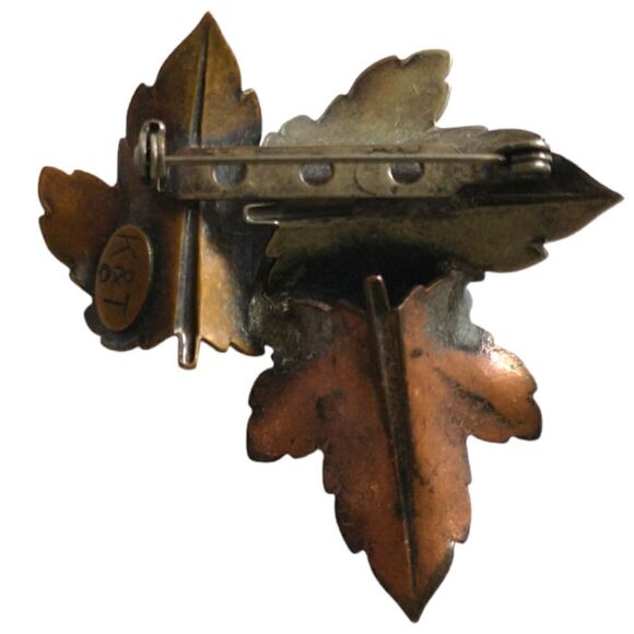 Vintage Maple Leaf Brooch Pin Mixed Metals K&T Leaves Artisan Autumn Cottagecore - Picture 10 of 16